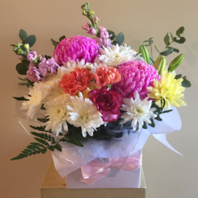 Happy Dayz - Perfect happy selection of long lasting flowers 